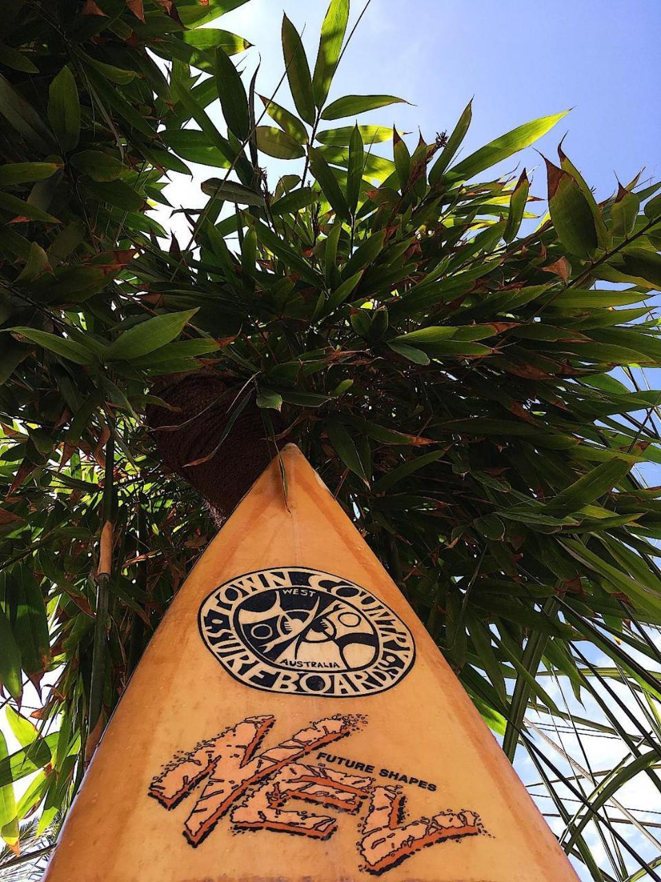 Bed and Breakfast Ceylon Surf Guest And Restaurant Велигама Экстерьер фото